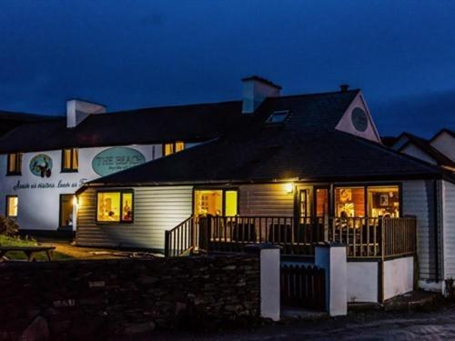 The Beach, Days Bar And B&B Inishbofin Exteriör bild